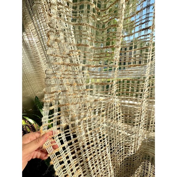 Vintage 70s curtain, long cream & tan, open weave mesh, boho single panel - Picture 4 of 7